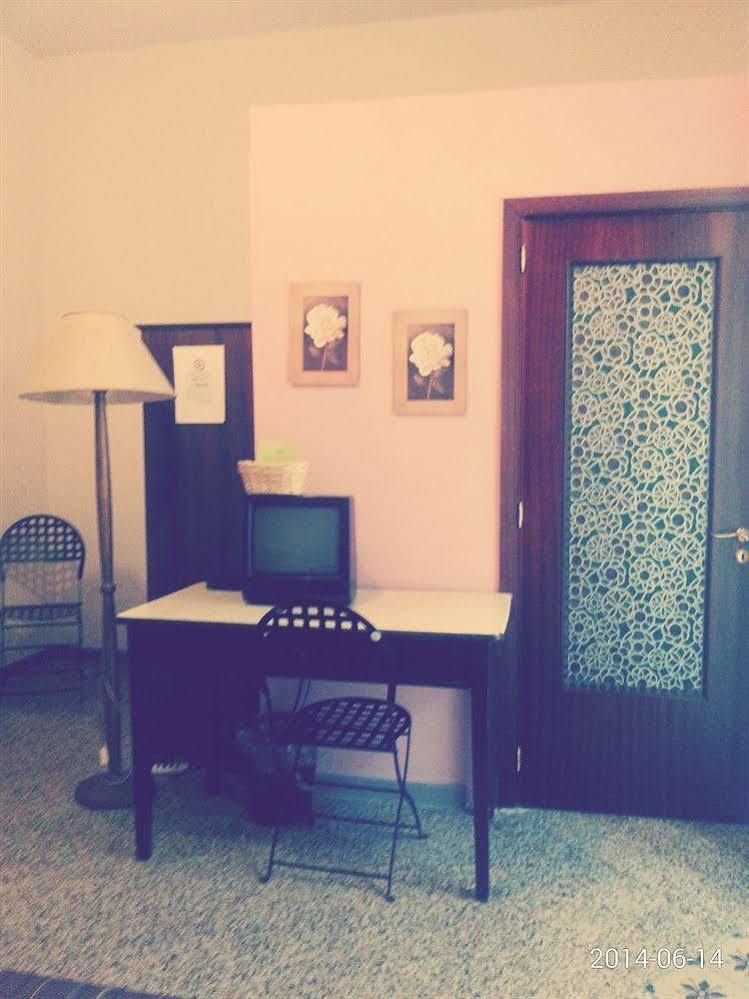 Hotel Regina Palermo Exteriör bild