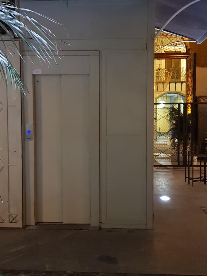 Hotel Regina Palermo Exteriör bild